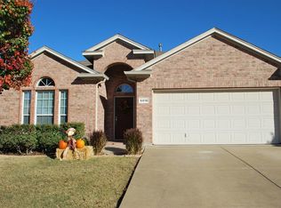 5916 Center Ridge Dr, Fort Worth, TX 76131