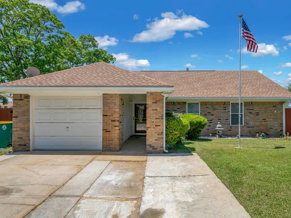 1022 Boulevard De La Parisienne, Mary Esther, FL 32569