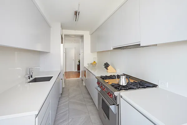 Sold by Brown Harris Stevens | media 27