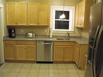 Kitchen photo 2