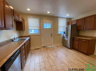 1328 W 65th St, Cleveland, OH