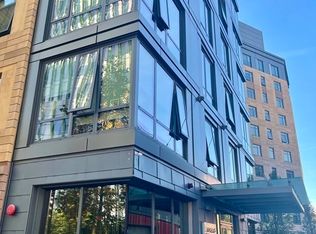 80-82 Fenwood Rd #916, Boston, MA 02115