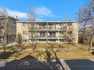 312 S 15th Ave NE #101, Calgary, AB T2E1H2