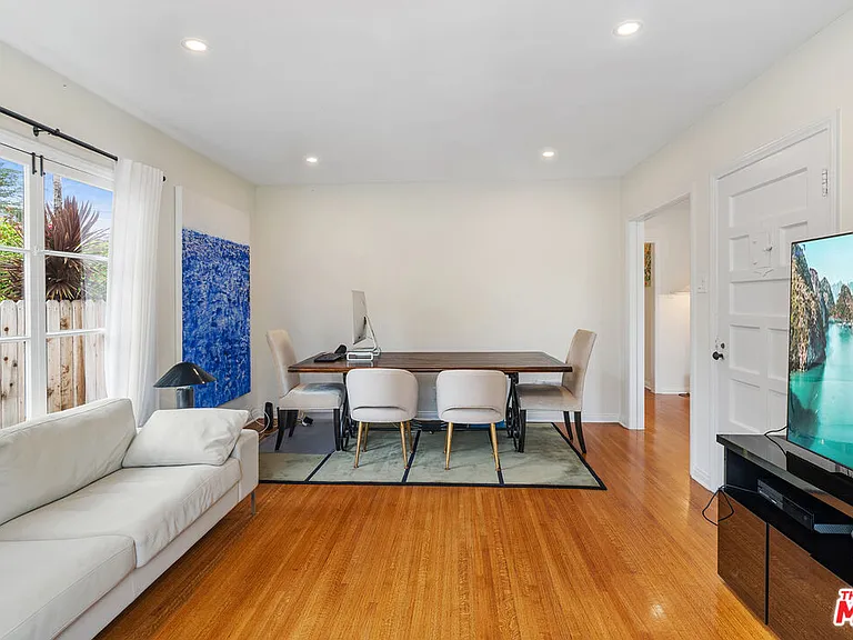 8472 Oakwood Ave — Photo 5