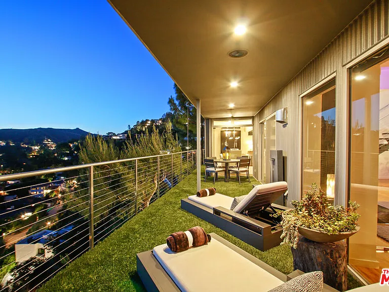 9416 Beverly Crest Dr — Photo 64