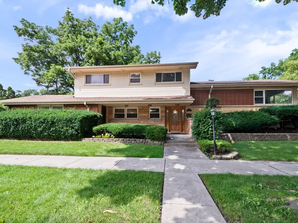 600 Florence Dr, Park Ridge, IL 60068