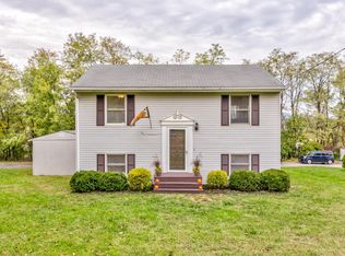 2330 Robins View Dr SW, Roanoke, VA 24015