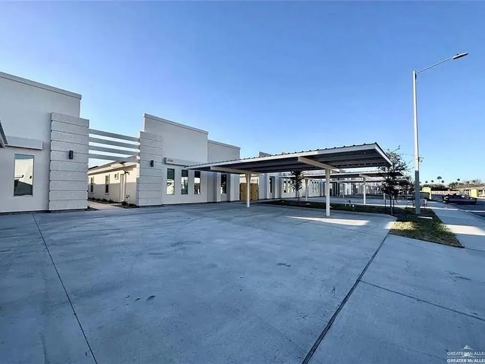 1404 Vani Dr