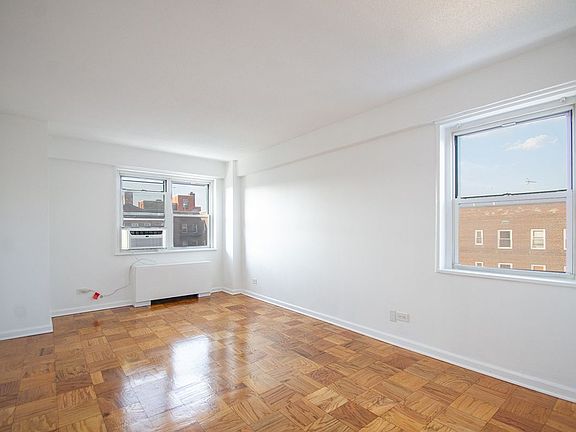 5th image of 7235 112th St APT 7B