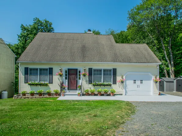 1026 Oronoke Road, Waterbury, CT 06708