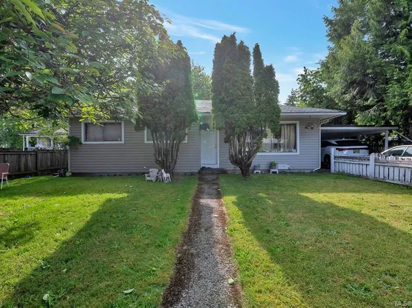 311 Holly Ave, Nanaimo, BC V9S 3M3