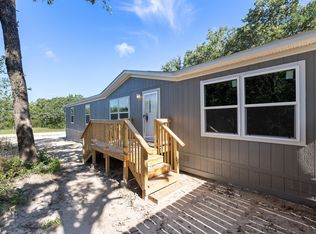 5913 N Oklahoma Trl, Granbury, TX 76048