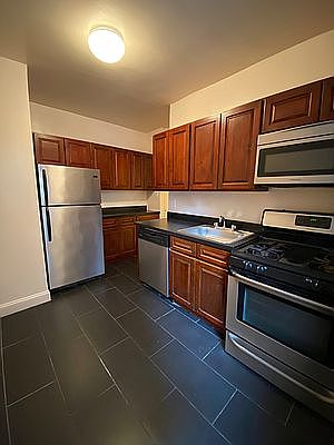 2nd image of 110-40 72nd Ave #Bb
