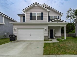 74 Perlieu Ct, Hinesville, GA 31313