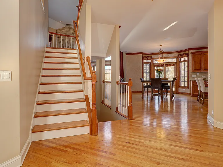 26025 Whispering Woods Cir — Photo 8
