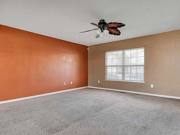 4th image of 970 Preble Dr
