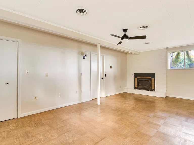 201 S Palisades Dr — Photo 11