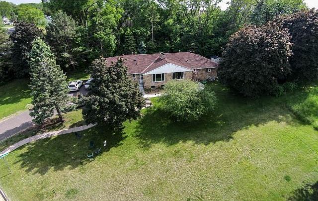 1st image of 5403 Minnaqua Dr