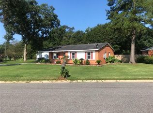 656 Lancewood Ct, Mobile, AL 36609