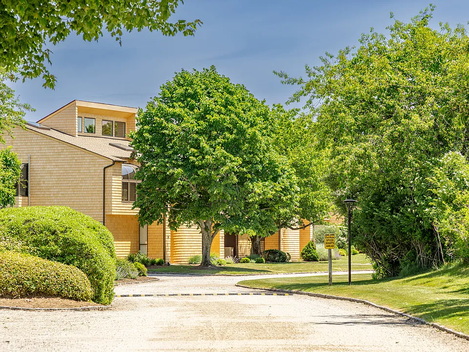 21 S Fulton Dr #29