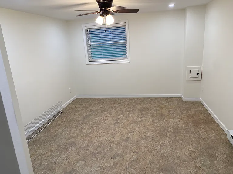 1220 Seminole Dr #2 — Photo 4