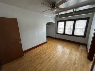 6207 W Fairview Ave, Milwaukee, WI 53214