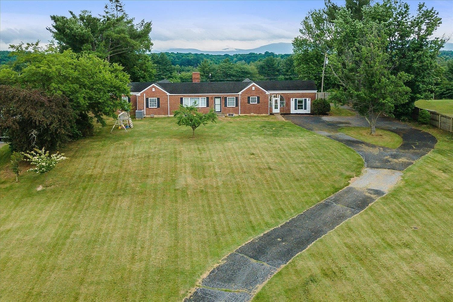 1708 Barterbrook Rd, Staunton, VA 24401 MLS 653749 Zillow