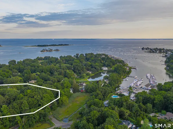 3 Hilltop Road, Norwalk, CT 06854