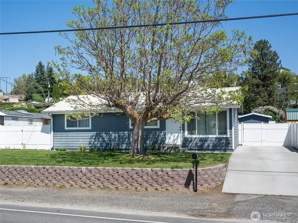 2115 Rock Island Road, East Wenatchee, WA 98802