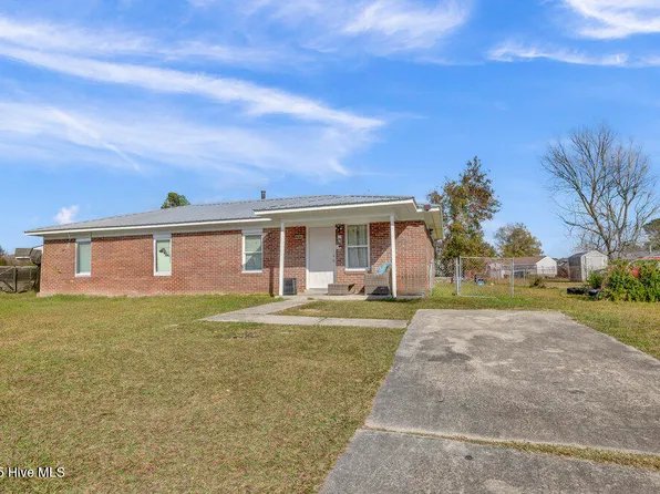 1113 E Stewart Circle, Wilmington, NC 28405