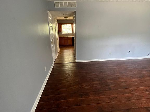 2nd image of 145 Appleton Blvd #145