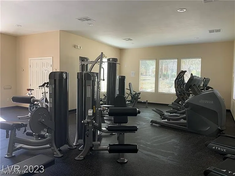 825 Canterra St #2060 — Photo 25