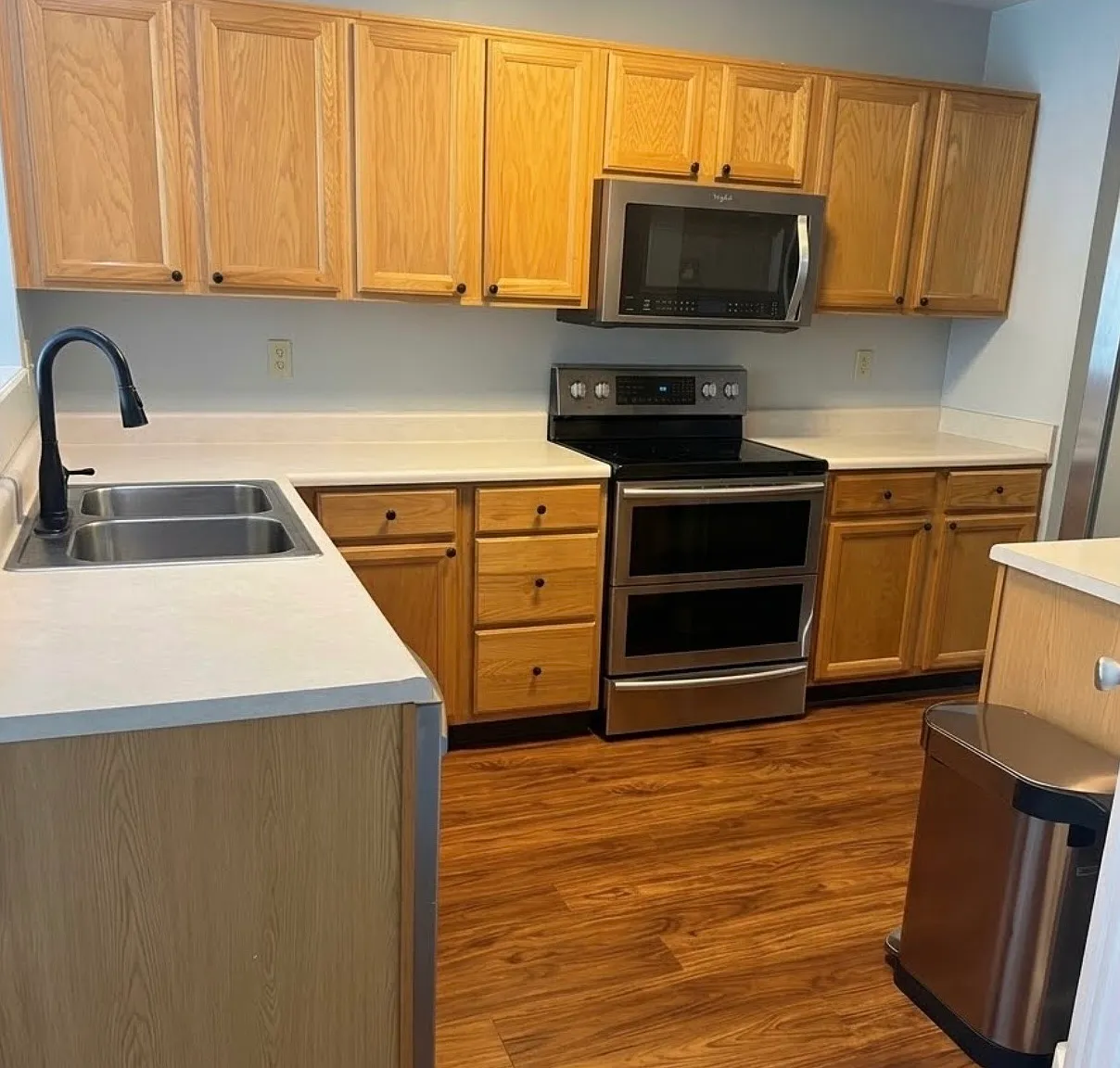3 bed, 1649 sqft, $2,300 — Photo 3