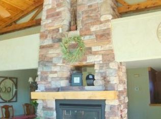 1926 Covington Ln, Eagan, MN 55122