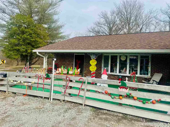 2403 E Main St, West Frankfort, IL 62896