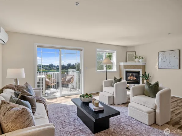 3970 129th Place SE #A202, Bellevue, WA 98006