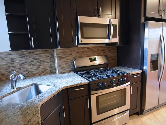 4th image of 907 S 13th St #00000B