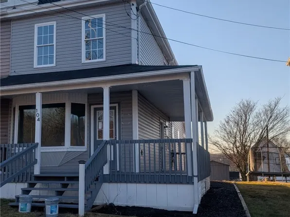 104 2nd St E, Vestaburg, PA 15368