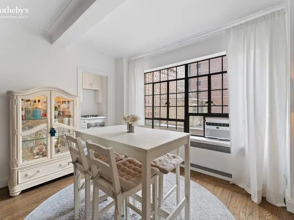 10 Park Avenue image 4 of 10