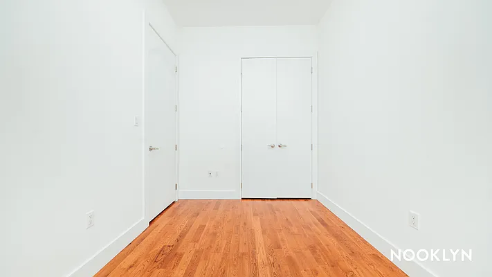 Rented by Nooklyn NYC LLC | media 12