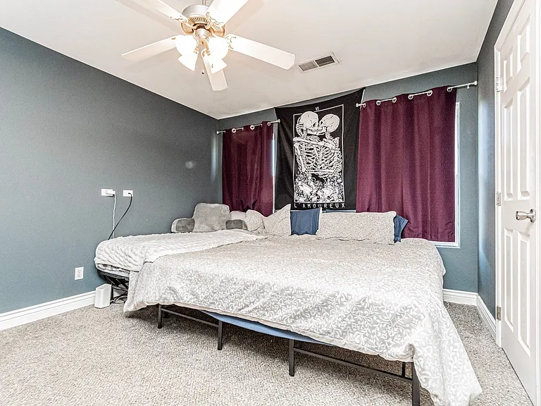 1531 N Clay St — Photo 22