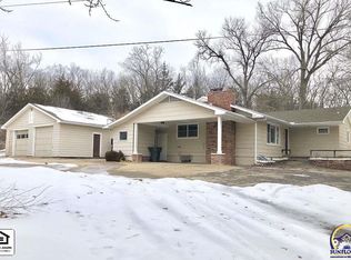 2945 NE Meriden Rd, Topeka, KS 66617