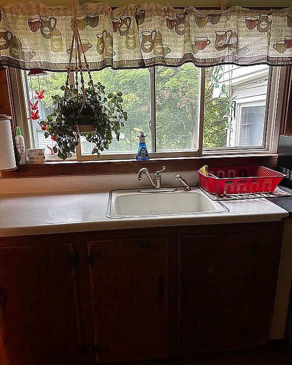 1st image of 12 Cleveland Rd