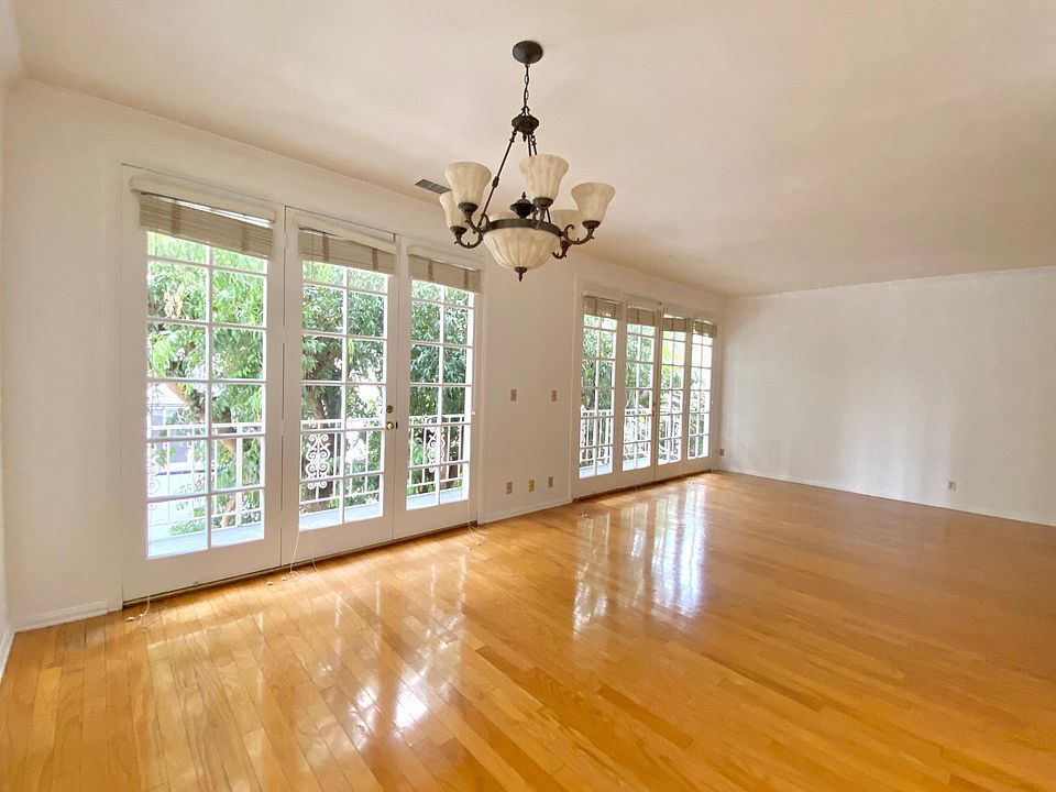 1st image of 1210 S Shenandoah St APT 202