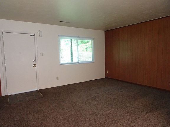 2nd image of 602 74th St #4
