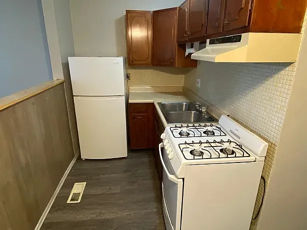 4448 Morganford Rd #J — Photo 8