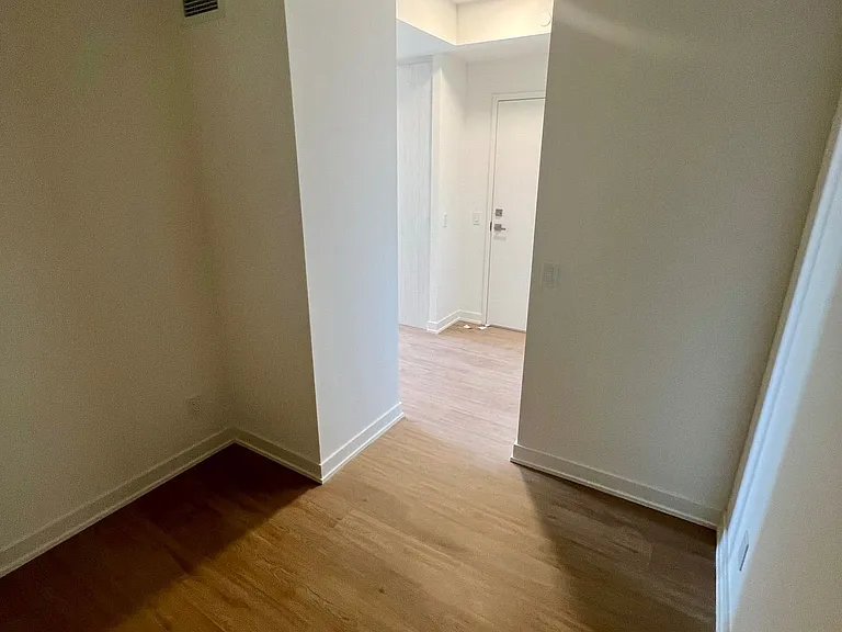 10 Deerlick Ct #501 — Photo 2
