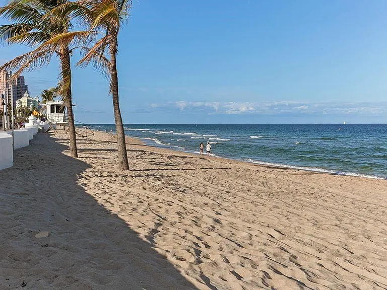 1501 E Fort Lauderdale Beach Blvd — Photo 2