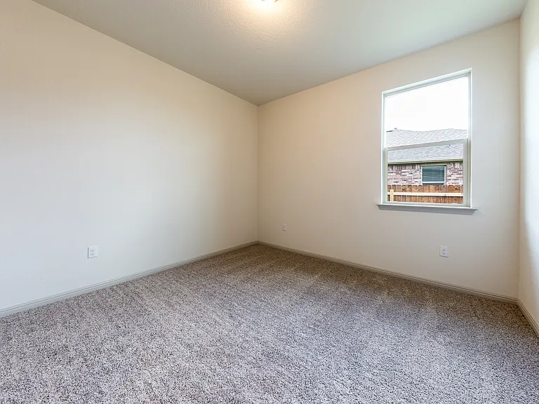 16809 Aventura Ave — Photo 29