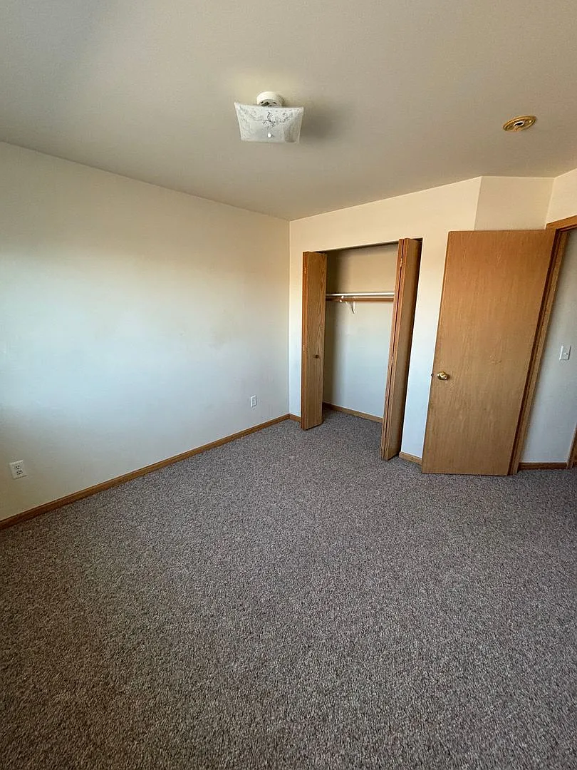 Building Photo - 36121 Ferguson St #36089